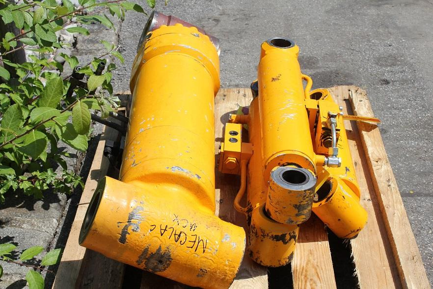 Mecalac 11CX - Cilindro hidráulico para Máquina de construção: foto 4 Mecalac 11CX - Cilindro hidráulico para Máquina de construção: foto 4