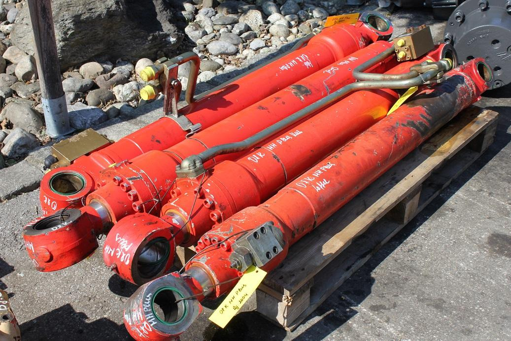 O&K MH Pllus - Cilindro hidráulico para Máquina de construção: foto 2 O&K MH Pllus - Cilindro hidráulico para Máquina de construção: foto 2