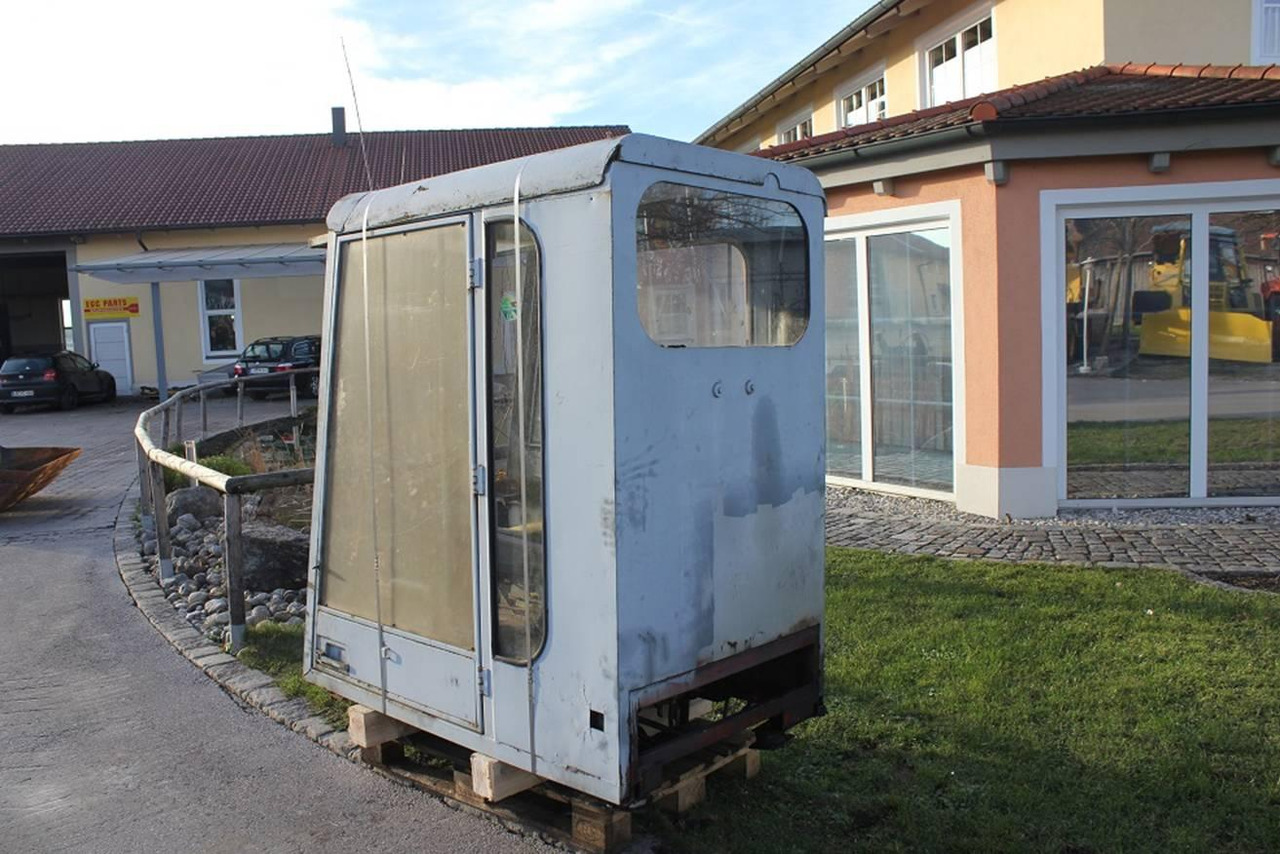 Poclain - Cabine para Máquina de construção: foto 4 Poclain - Cabine para Máquina de construção: foto 4