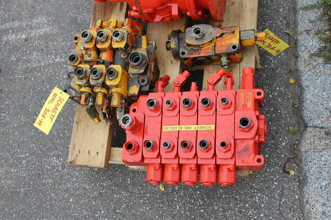 Schaeff HML 30 A - Válvula hidráulica para Máquina de construção: foto 2 Schaeff HML 30 A - Válvula hidráulica para Máquina de construção: foto 2