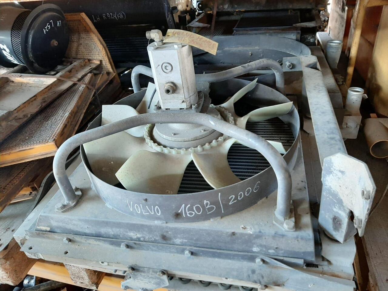 Volvo 160 B - Sistema de arrefecimento para Máquina de construção: foto 1 Volvo 160 B - Sistema de arrefecimento para Máquina de construção: foto 1