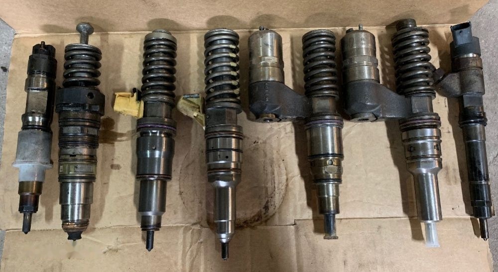 0445120202 MAN truck - Injector para Camião: foto 1 0445120202 MAN truck - Injector para Camião: foto 1