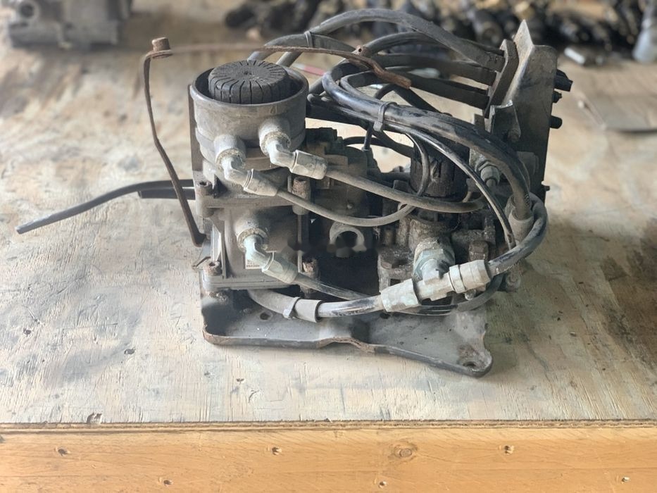 Hurt komplet demontaż 0486205014   Scania - Válvula de freio para Camião: foto 1 Hurt komplet demontaż 0486205014   Scania - Válvula de freio para Camião: foto 1