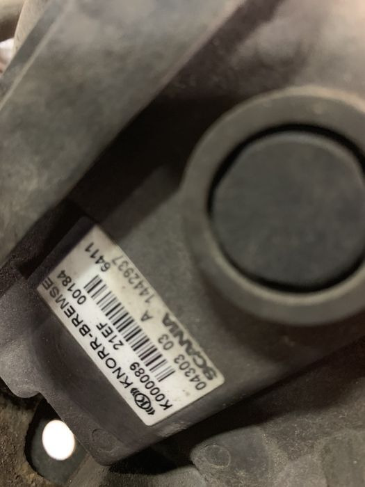 K000089   Scania R - Válvula de freio para Camião: foto 1 K000089   Scania R - Válvula de freio para Camião: foto 1