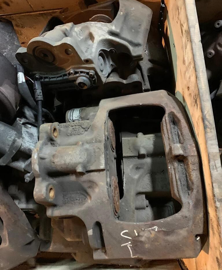 Knorr-Bremse MAN DAF Scania Iveco SN7 IVECO Stralis truck - Pinça de freio para Camião: foto 3 Knorr-Bremse MAN DAF Scania Iveco SN7 IVECO Stralis truck - Pinça de freio para Camião: foto 3