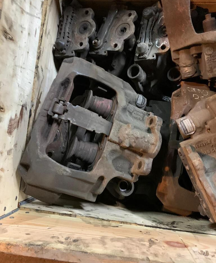 Knorr-Bremse MAN DAF Scania Iveco SN7 IVECO Stralis truck - Pinça de freio para Camião: foto 1 Knorr-Bremse MAN DAF Scania Iveco SN7 IVECO Stralis truck - Pinça de freio para Camião: foto 1