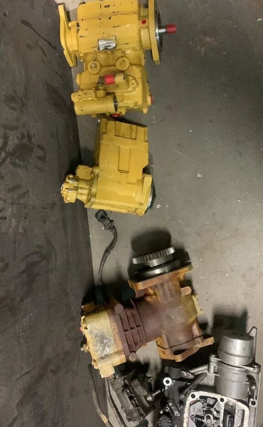 Kompresor Powietrza Perkins / Caterpillar K020283 - Compressor, sistema de ar comprimido para Camião: foto 1 Kompresor Powietrza Perkins / Caterpillar K020283 - Compressor, sistema de ar comprimido para Camião: foto 1