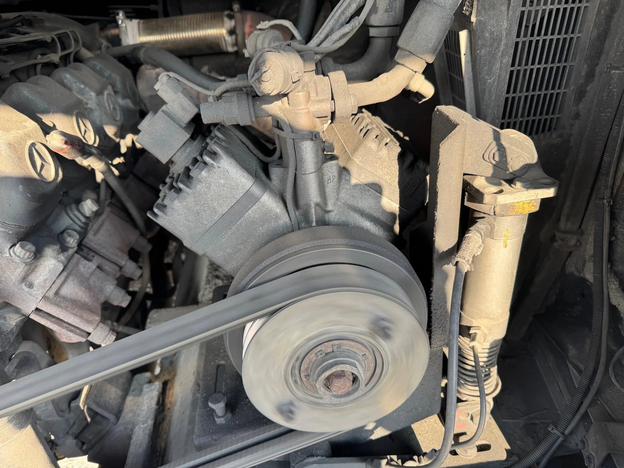 Locação financeira de Neoplan NEOPLAN N516 SHD STARLINER Neoplan NEOPLAN N516 SHD STARLINER: foto 23