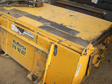 Implemento barredora Bobcat Sweeper 60 - Vassoura para Mini pá carregadora: foto 1 Implemento barredora Bobcat Sweeper 60 - Vassoura para Mini pá carregadora: foto 1