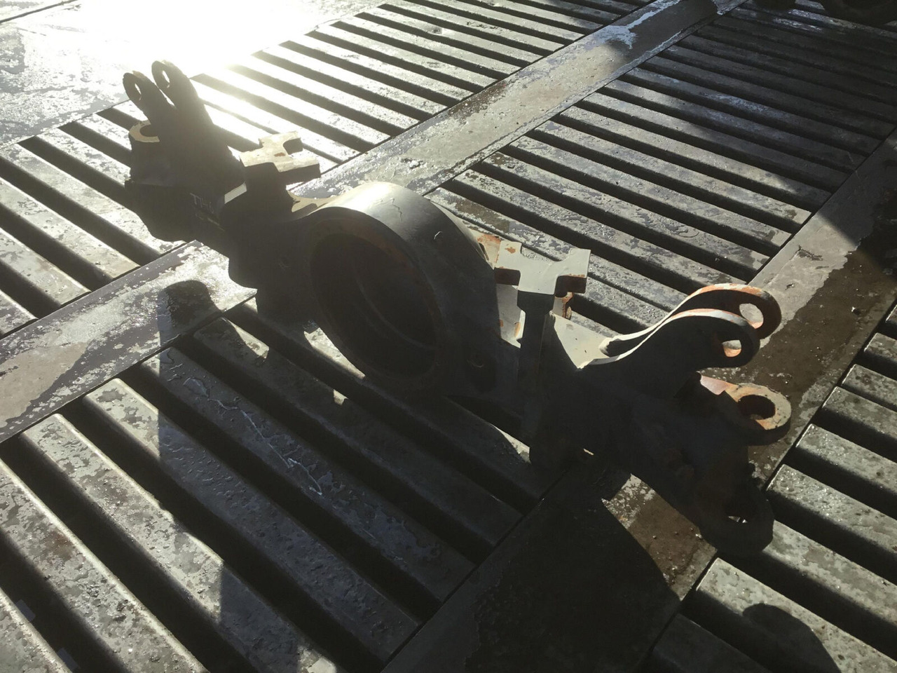 Demag AC 35 axle 2 - Eixo e peças para Grua móvel: foto 4 Demag AC 35 axle 2 - Eixo e peças para Grua móvel: foto 4