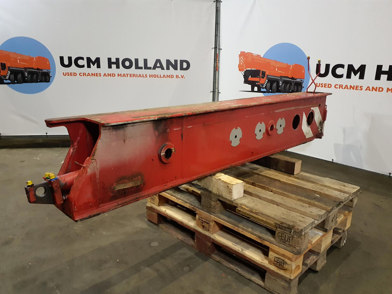 FAUN ATF 50G-3 outrigger beam rear - Suspensão para Guindaste: foto 4 FAUN ATF 50G-3 outrigger beam rear - Suspensão para Guindaste: foto 4