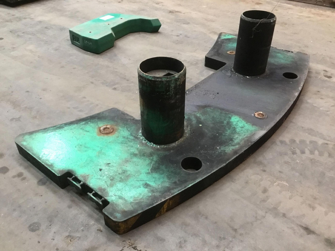 FAUN ATF 60-3 counterweight base plate 1,6 ton - Contrapeso para Grua móvel: foto 3 FAUN ATF 60-3 counterweight base plate 1,6 ton - Contrapeso para Grua móvel: foto 3