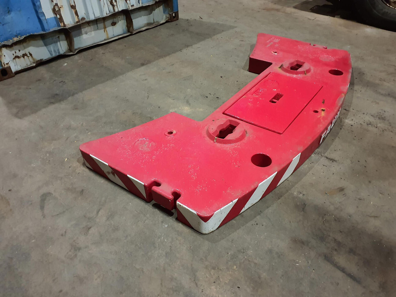 FAUN AUN HK 60 counterweight 2 ton - Contrapeso para Grua móvel: foto 1 FAUN AUN HK 60 counterweight 2 ton - Contrapeso para Grua móvel: foto 1