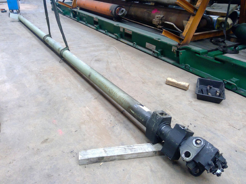 Faun ATF 60-4 telescopic cylinder double - Cilindro hidráulico para Guindaste: foto 1 Faun ATF 60-4 telescopic cylinder double - Cilindro hidráulico para Guindaste: foto 1