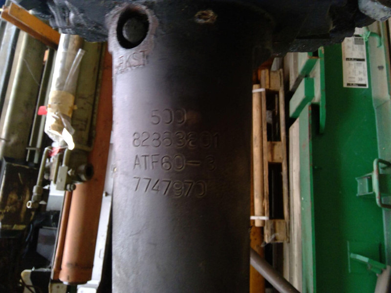 Faun ATF 60-4 telescopic cylinder single - Cilindro hidráulico para Guindaste: foto 5 Faun ATF 60-4 telescopic cylinder single - Cilindro hidráulico para Guindaste: foto 5