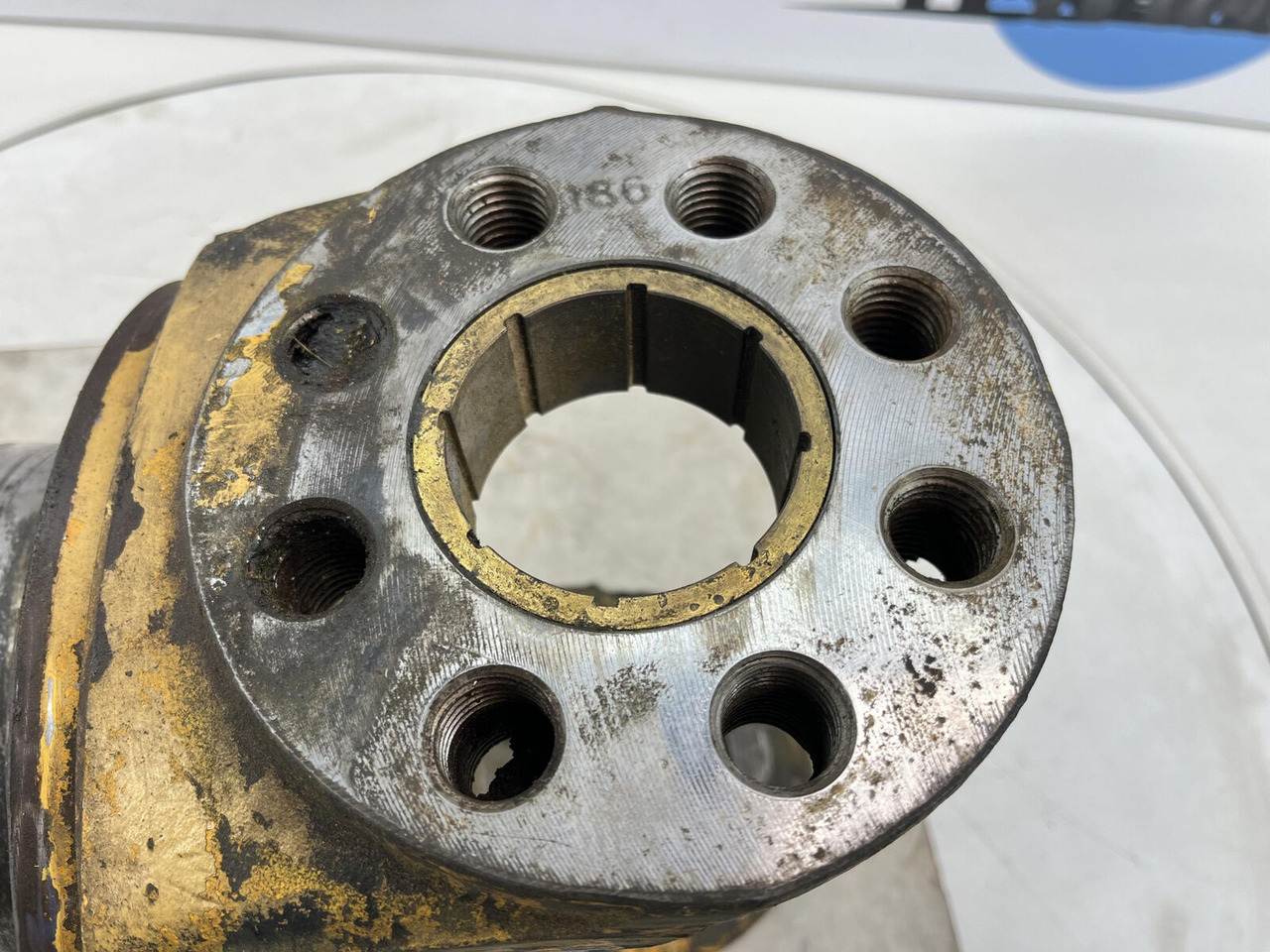 Manga de eixo para Grua móvel Grove AT 880 Steering knuckle 16 holes axle 2: foto 9