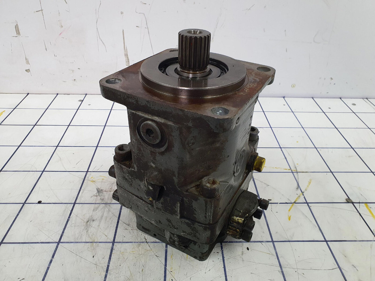 Grove GMK 2035 VARIABLE DISPLACEMENT PUMP - Bomba hidráulica para Grua móvel: foto 3 Grove GMK 2035 VARIABLE DISPLACEMENT PUMP - Bomba hidráulica para Grua móvel: foto 3