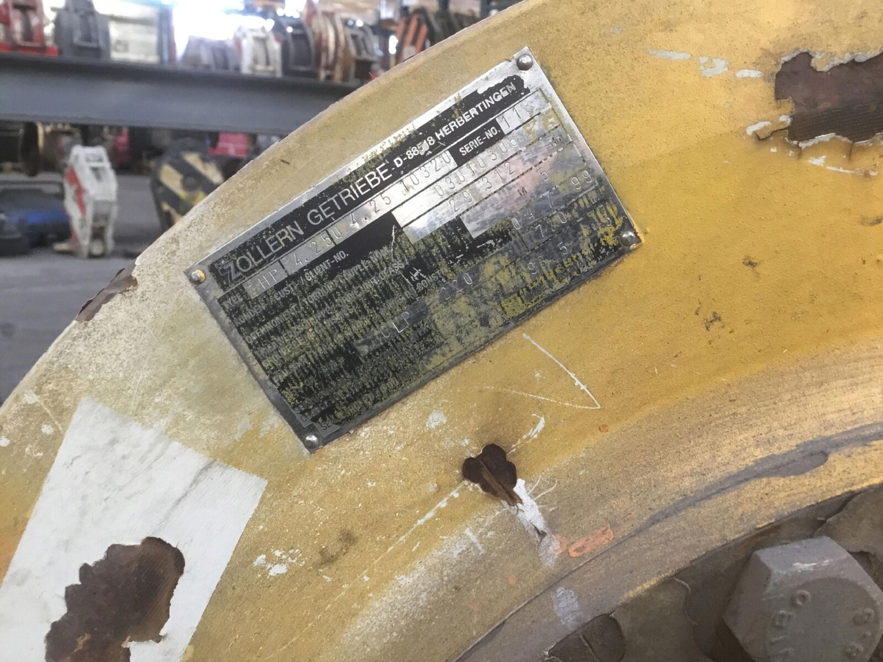 Grove GMK 5200 winch - Molinete para Grua móvel: foto 5 Grove GMK 5200 winch - Molinete para Grua móvel: foto 5