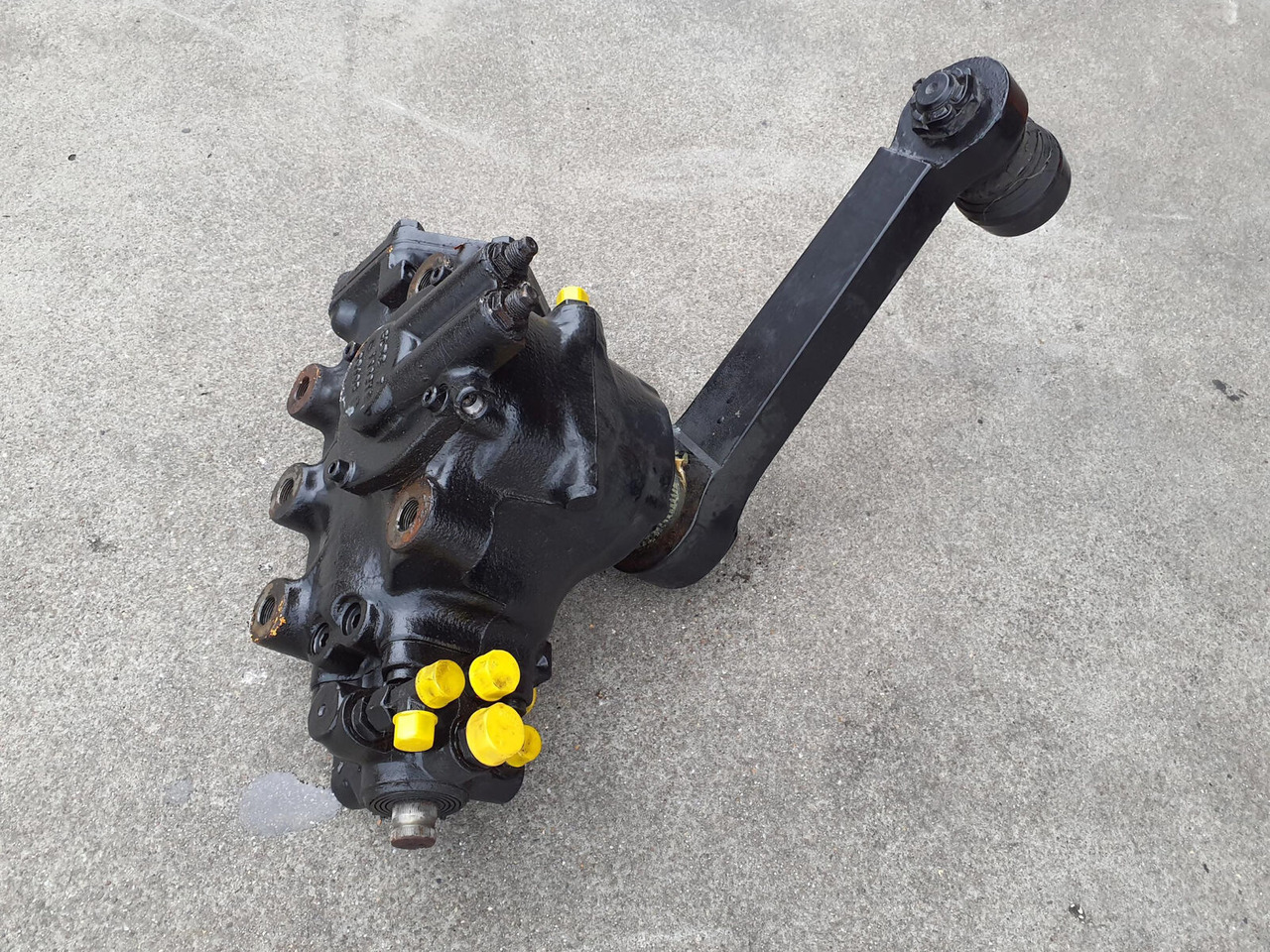 Grove GMK 6400 steering box servocom-zf - Caixa de direção para Grua móvel: foto 2 Grove GMK 6400 steering box servocom-zf - Caixa de direção para Grua móvel: foto 2