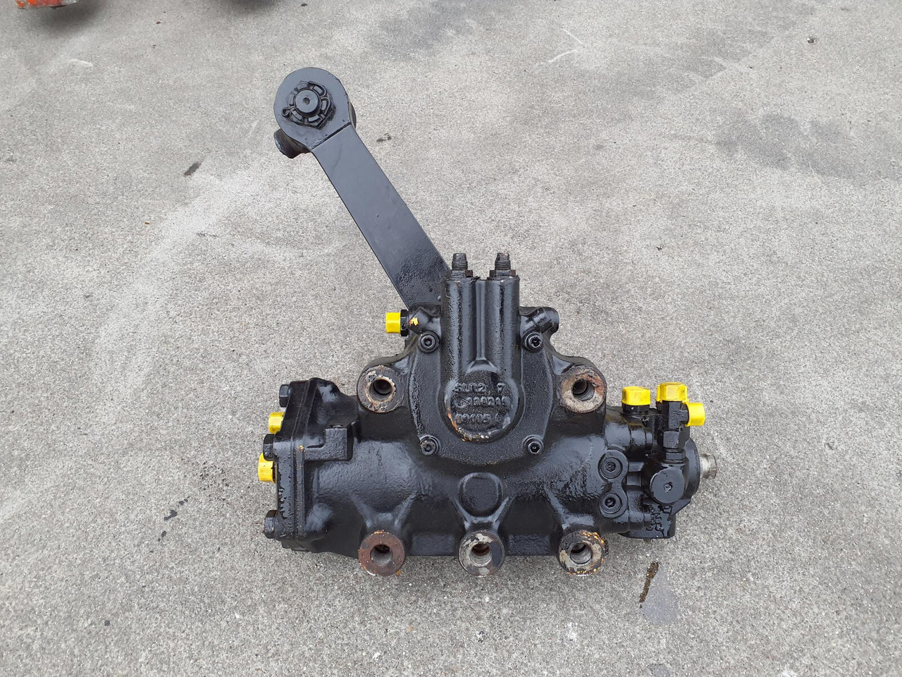 Grove GMK 6400 steering box servocom-zf - Caixa de direção para Grua móvel: foto 3 Grove GMK 6400 steering box servocom-zf - Caixa de direção para Grua móvel: foto 3