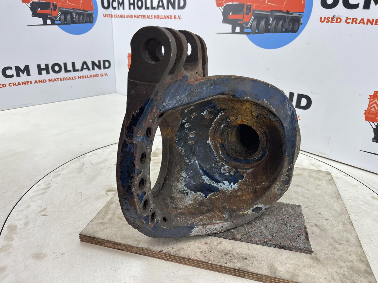 Grove GMK Steering knuckle 12 holes - Manga de eixo para Grua móvel: foto 4 Grove GMK Steering knuckle 12 holes - Manga de eixo para Grua móvel: foto 4