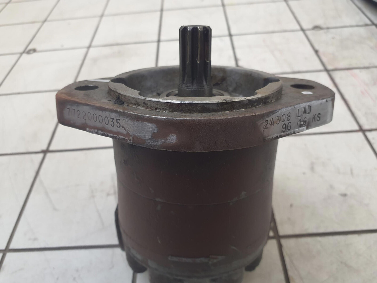 Grove steering pump - Bomba de direção para Guindaste: foto 5 Grove steering pump - Bomba de direção para Guindaste: foto 5