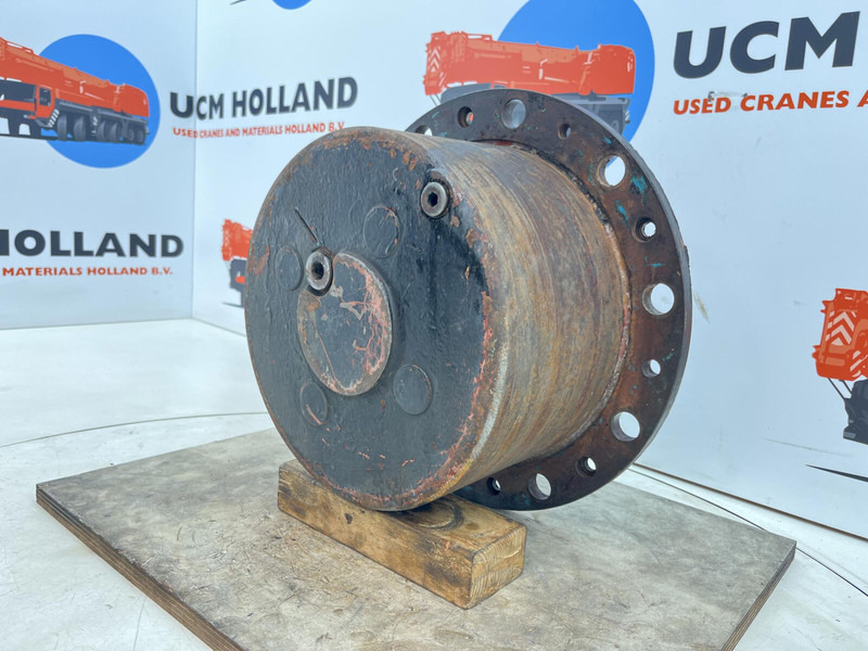 KESSLER planetary gear 22-25-74-40-4pl-H172-46 - Suspensão para Guindaste: foto 2 KESSLER planetary gear 22-25-74-40-4pl-H172-46 - Suspensão para Guindaste: foto 2