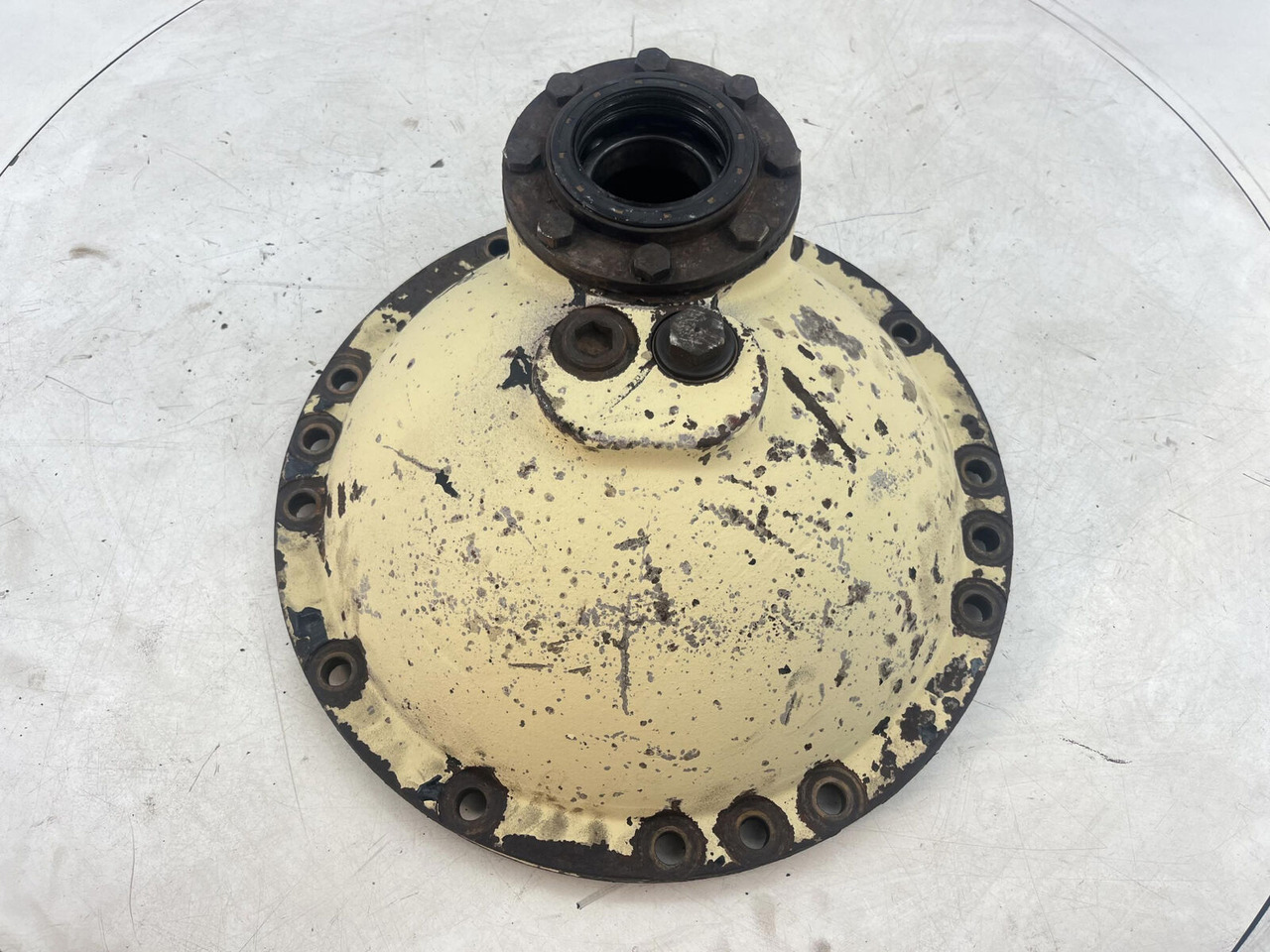 Krupp 70 GMT mid differential 13x35 axle 2 - Diferencial para Grua móvel: foto 5 Krupp 70 GMT mid differential 13x35 axle 2 - Diferencial para Grua móvel: foto 5