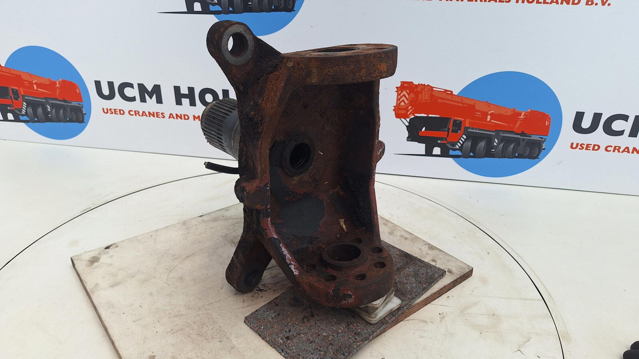 Krupp KMK 2025 Steering knuckle axle 1 - Manga de eixo para Guindaste: foto 4 Krupp KMK 2025 Steering knuckle axle 1 - Manga de eixo para Guindaste: foto 4