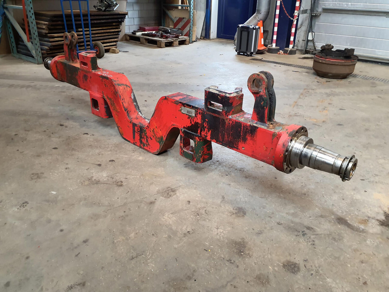 Krupp KMK 5100 axle 3 housing - Eixo e peças para Grua móvel: foto 1 Krupp KMK 5100 axle 3 housing - Eixo e peças para Grua móvel: foto 1