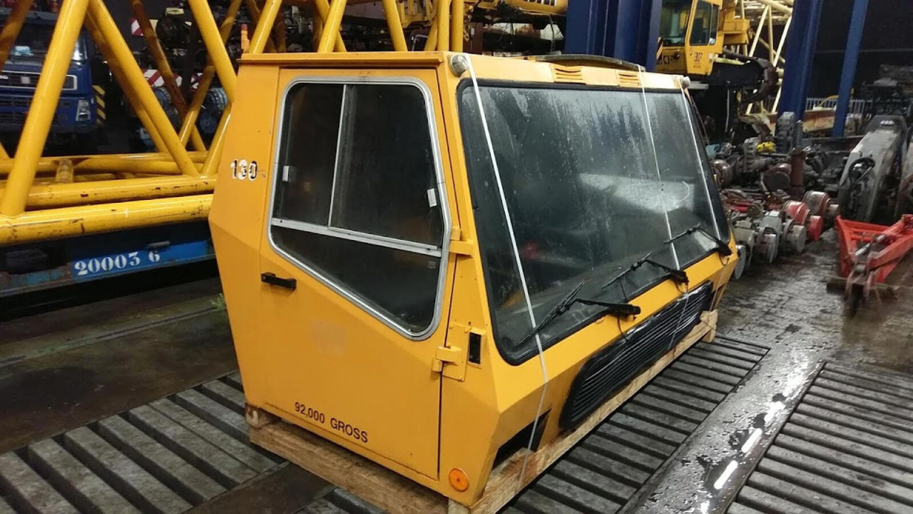 Krupp KMK 5100 lower cabin - Cabine para Grua móvel: foto 2 Krupp KMK 5100 lower cabin - Cabine para Grua móvel: foto 2