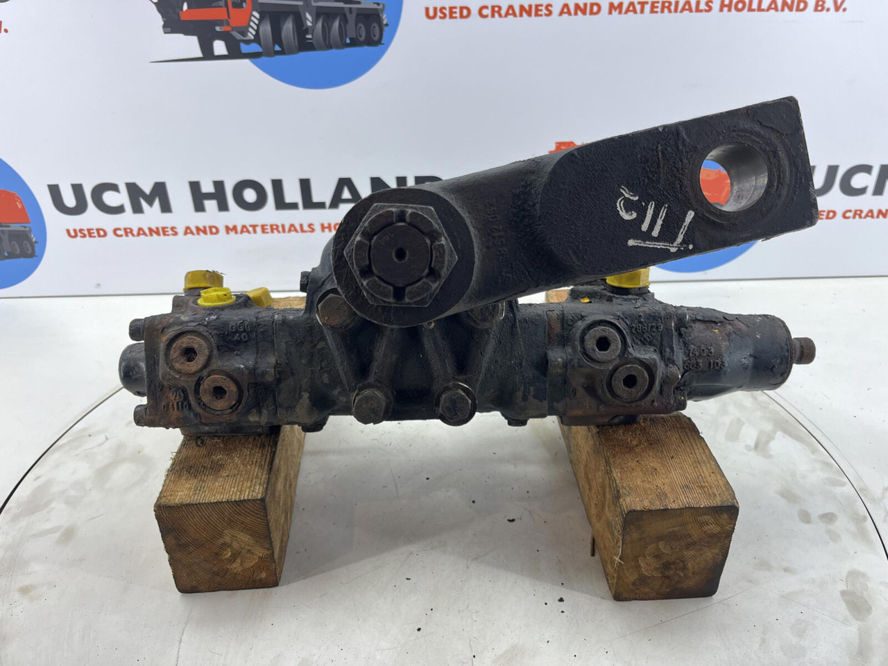 Liebherr LT 1160 steering box - Caixa de direção para Grua móvel: foto 1 Liebherr LT 1160 steering box - Caixa de direção para Grua móvel: foto 1