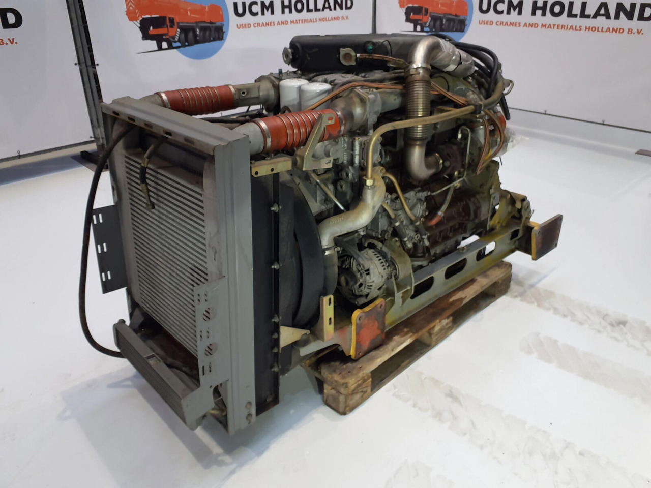 Liebherr LTF 1045 engine D934 S - Motor para Grua móvel: foto 1 Liebherr LTF 1045 engine D934 S - Motor para Grua móvel: foto 1