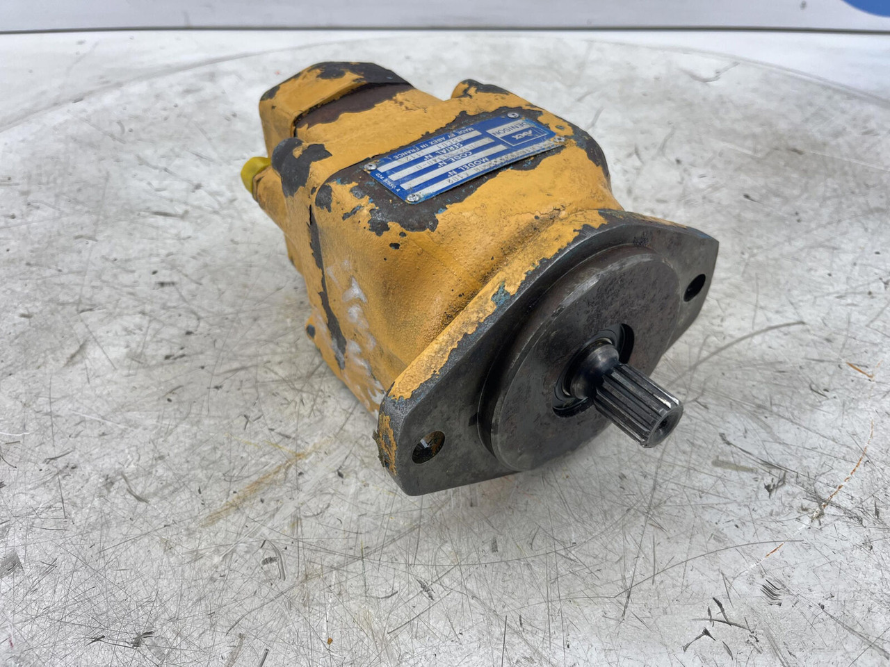 Liebherr LTM 1030 slew motor - Motor hidráulico para Guindaste: foto 1 Liebherr LTM 1030 slew motor - Motor hidráulico para Guindaste: foto 1