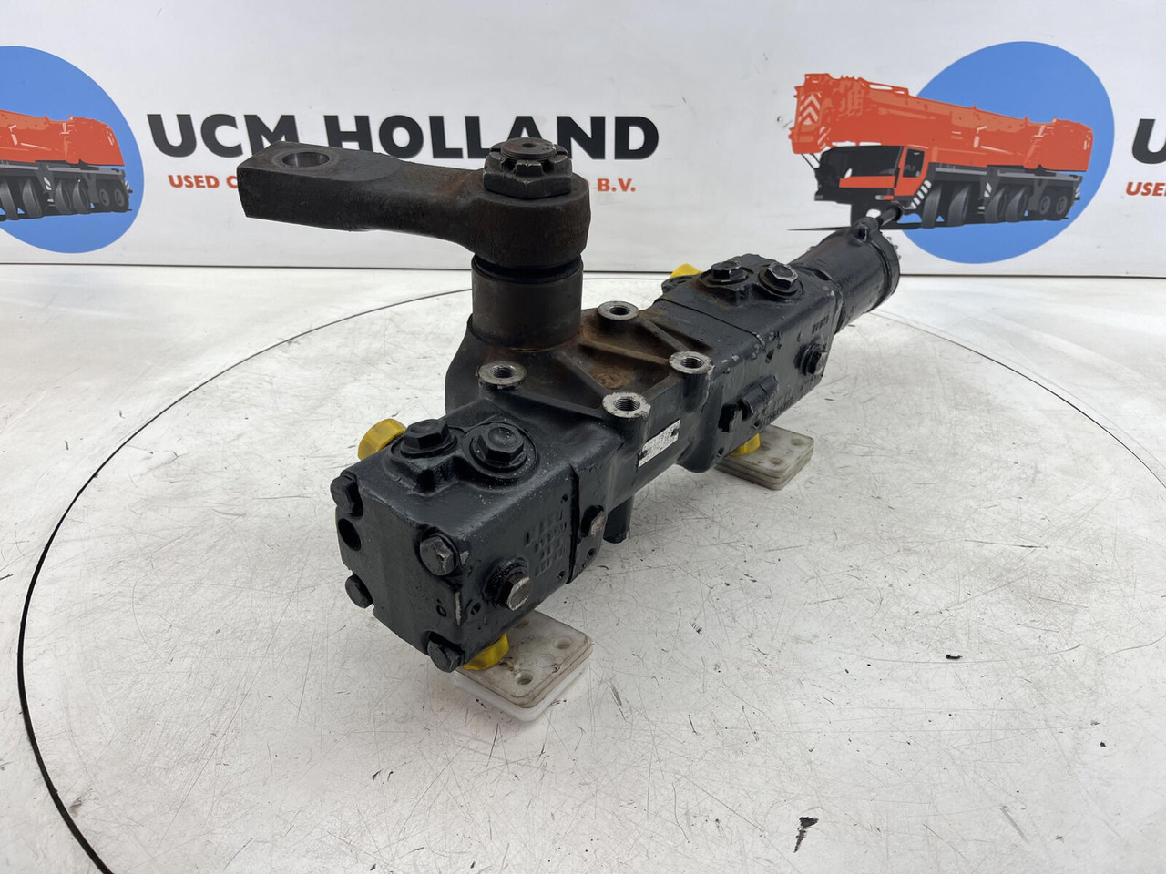 Liebherr LTM 1035-2 Steering box - Caixa de direção para Grua móvel: foto 4 Liebherr LTM 1035-2 Steering box - Caixa de direção para Grua móvel: foto 4