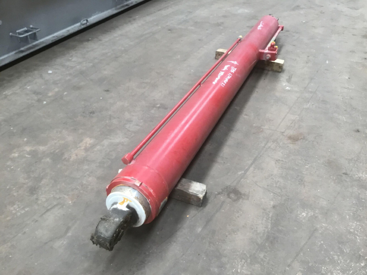 Liebherr LTM 1040-2.1 boom cylinder - Cilindro hidráulico para Grua móvel: foto 4 Liebherr LTM 1040-2.1 boom cylinder - Cilindro hidráulico para Grua móvel: foto 4