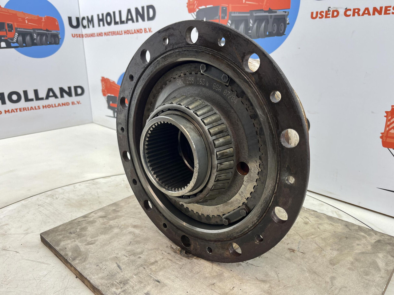 Liebherr LTM 1045-3.1 planetary gear 21-21-63-32-3pl-H135-46 - Comando final para Grua móvel: foto 3 Liebherr LTM 1045-3.1 planetary gear 21-21-63-32-3pl-H135-46 - Comando final para Grua móvel: foto 3