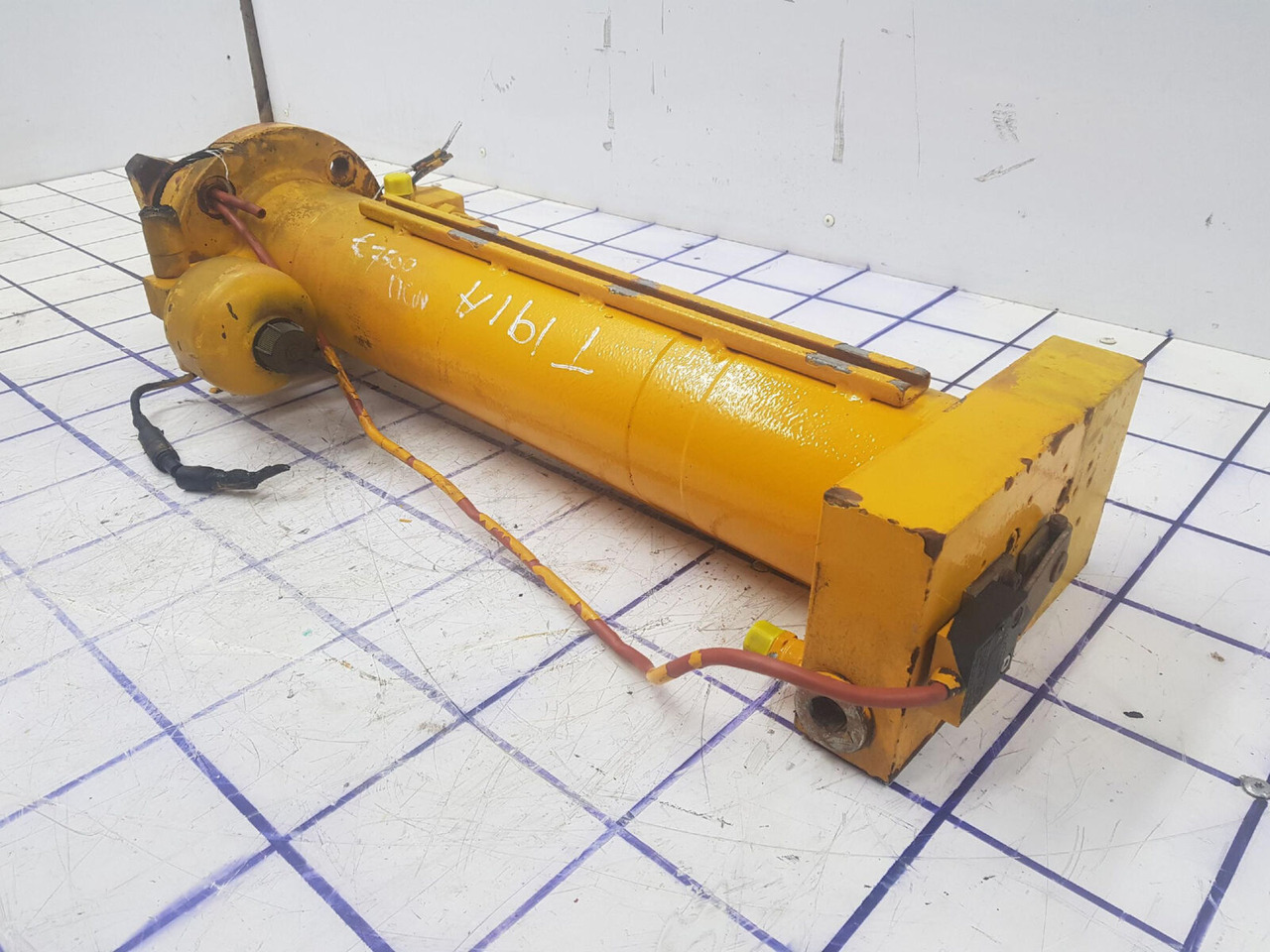 Liebherr LTM 1050-1 ballast extension ram - Cilindro hidráulico para Grua móvel: foto 3 Liebherr LTM 1050-1 ballast extension ram - Cilindro hidráulico para Grua móvel: foto 3