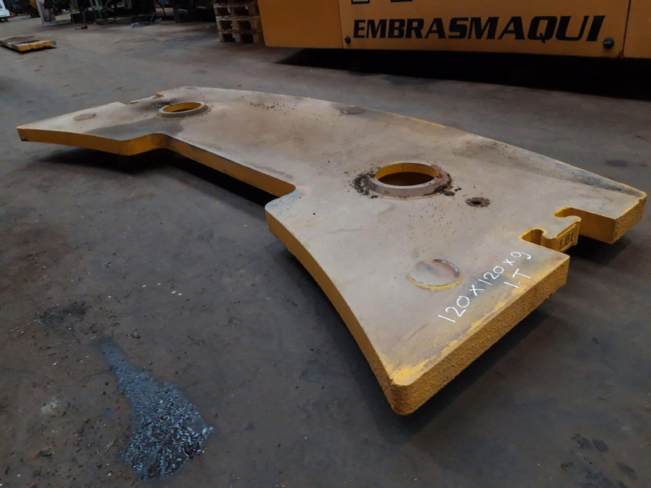 Liebherr LTM 1050-1 counterweight 1 ton - Contrapeso para Grua móvel: foto 4 Liebherr LTM 1050-1 counterweight 1 ton - Contrapeso para Grua móvel: foto 4