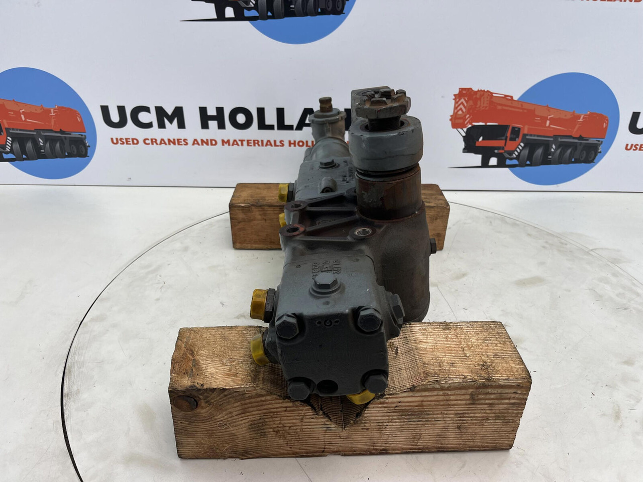 Liebherr LTM 1050-1 steering box - Caixa de direção para Grua móvel: foto 2 Liebherr LTM 1050-1 steering box - Caixa de direção para Grua móvel: foto 2