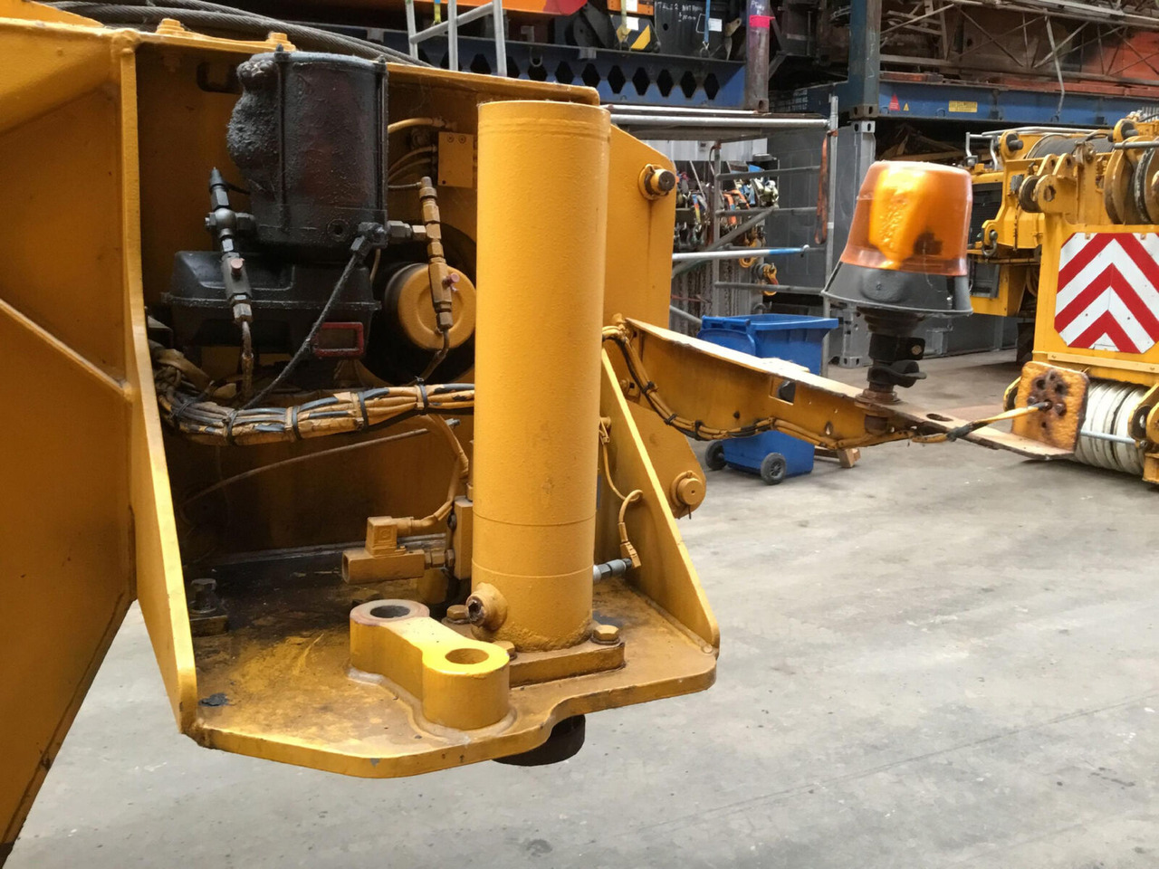 Liebherr LTM 1060-2 counterweight cylinder - Cilindro hidráulico para Grua móvel: foto 2 Liebherr LTM 1060-2 counterweight cylinder - Cilindro hidráulico para Grua móvel: foto 2