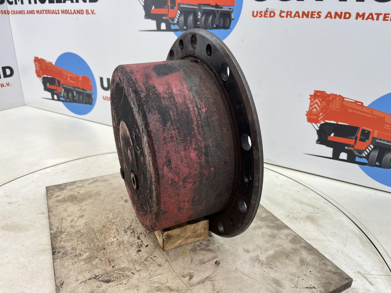 Liebherr LTM 1060/2 planetary gear 17-24-67-32-3pl-H135-46 - Comando final para Grua móvel: foto 2 Liebherr LTM 1060/2 planetary gear 17-24-67-32-3pl-H135-46 - Comando final para Grua móvel: foto 2