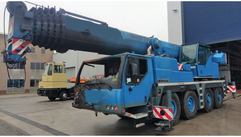 Liebherr LTM 1070-4.1 - Grua todo o terreno: foto 1 Liebherr LTM 1070-4.1 - Grua todo o terreno: foto 1