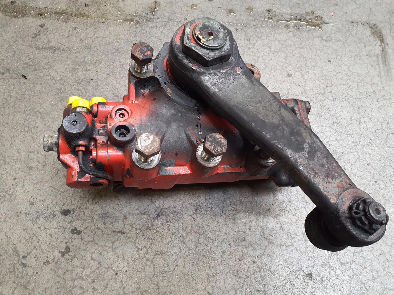 Liebherr LTM 1070-4.1 steering gear - Caixa de direção para Grua móvel: foto 2 Liebherr LTM 1070-4.1 steering gear - Caixa de direção para Grua móvel: foto 2