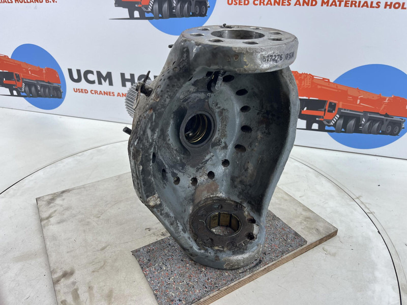 Liebherr LTM 1070-4.2 Steering knuckle 16 holes axle 3 - Manga de eixo para Guindaste: foto 4 Liebherr LTM 1070-4.2 Steering knuckle 16 holes axle 3 - Manga de eixo para Guindaste: foto 4