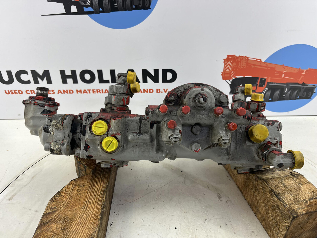 Liebherr LTM 1070 Steering box - Caixa de direção para Grua móvel: foto 5 Liebherr LTM 1070 Steering box - Caixa de direção para Grua móvel: foto 5