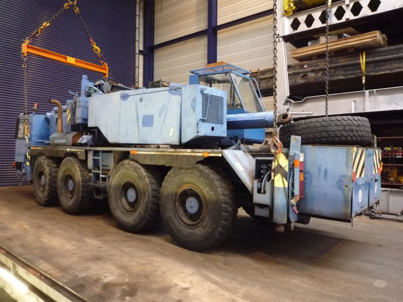 Liebherr LTM 1070. for parts - Grua todo o terreno: foto 2 Liebherr LTM 1070. for parts - Grua todo o terreno: foto 2