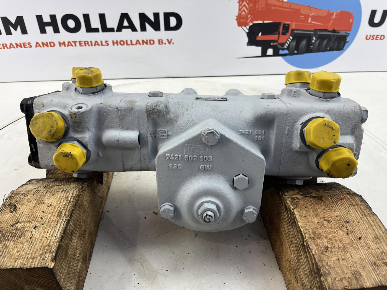 Liebherr LTM 1070 steering box - Caixa de direção para Grua móvel: foto 5 Liebherr LTM 1070 steering box - Caixa de direção para Grua móvel: foto 5