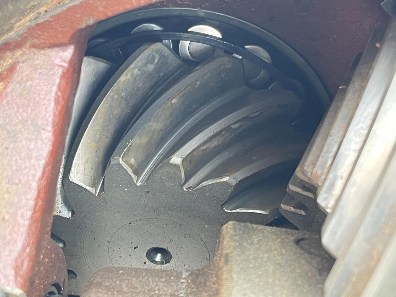 Liebherr LTM 1090/2 mid differential 14x34 axle 2 - Diferencial para Grua móvel: foto 5 Liebherr LTM 1090/2 mid differential 14x34 axle 2 - Diferencial para Grua móvel: foto 5