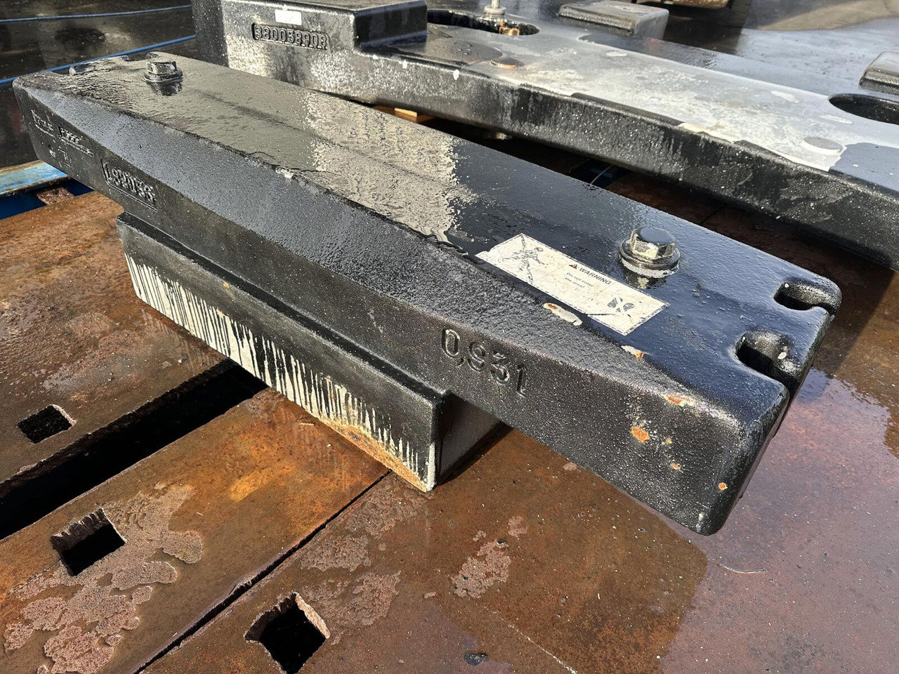 Liebherr LTM 1100-5.2 Counterweight 0,93 ton - Contrapeso para Grua móvel: foto 3 Liebherr LTM 1100-5.2 Counterweight 0,93 ton - Contrapeso para Grua móvel: foto 3